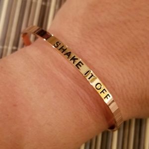 3/$25 copper Shake it off bangle bracelet
